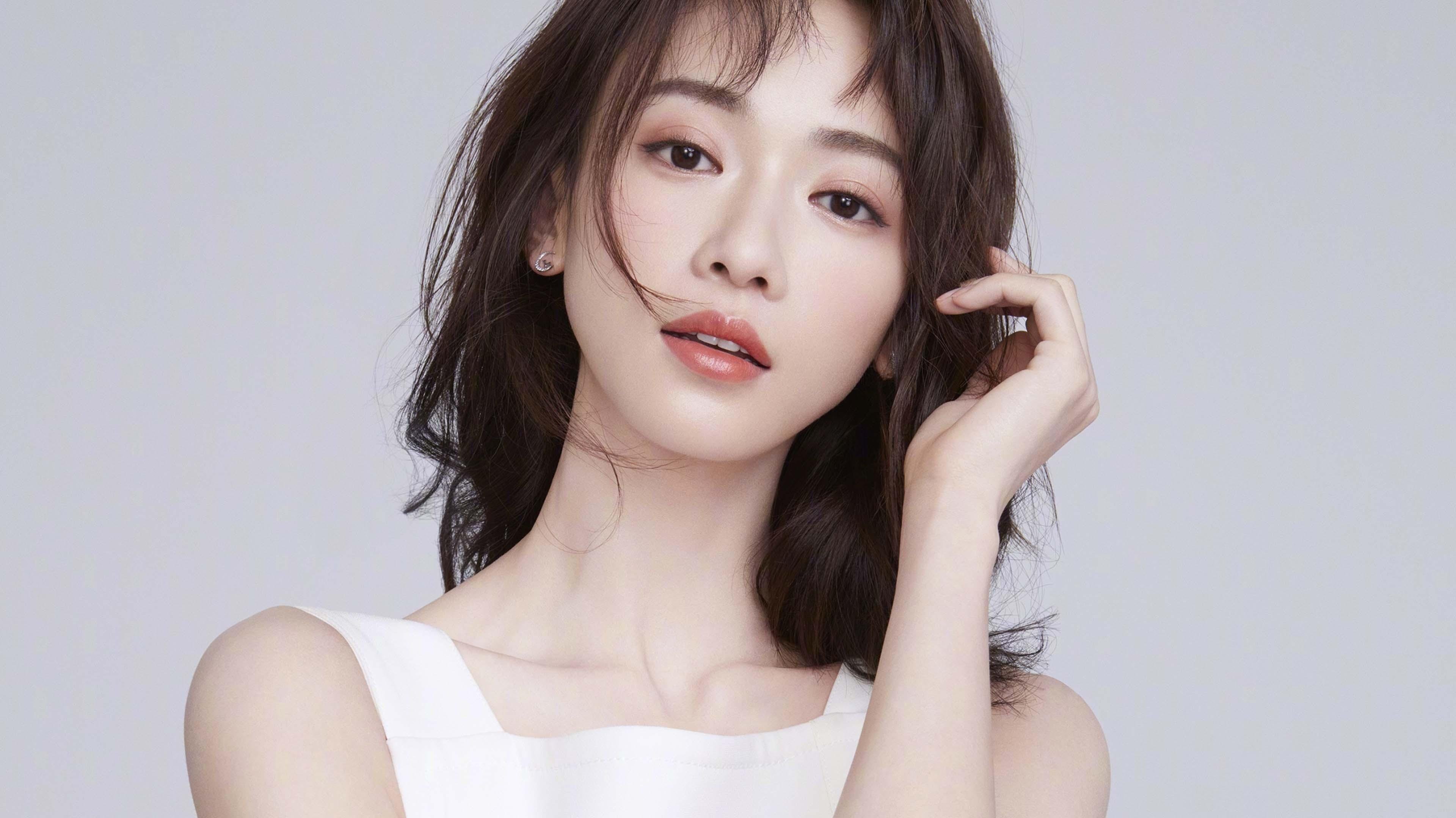 年度焦点之战之夜，字母哥存在感拉满