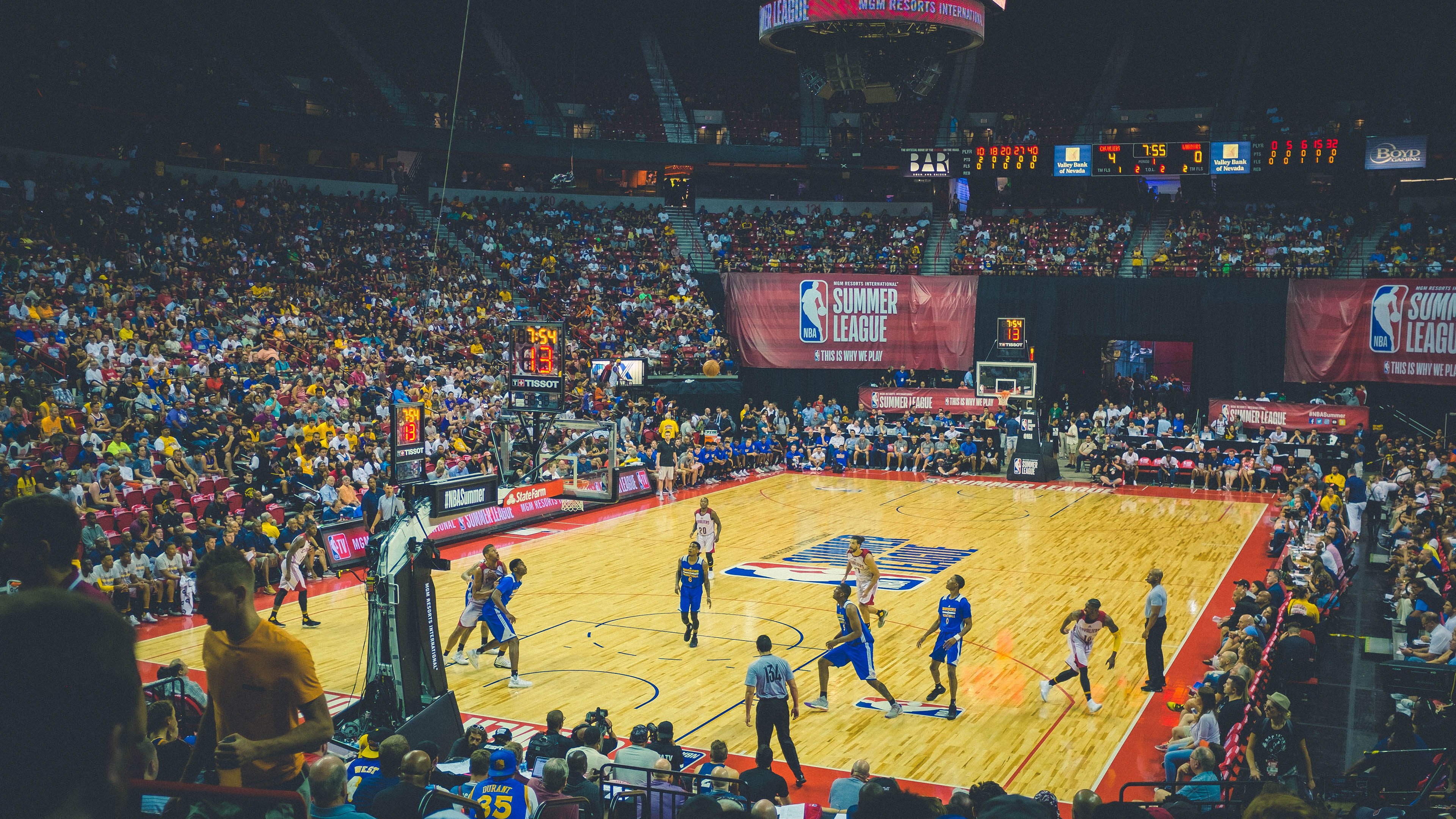 从新疆到世界，利拉德如何用热火式终结提前接管美加墨世界杯