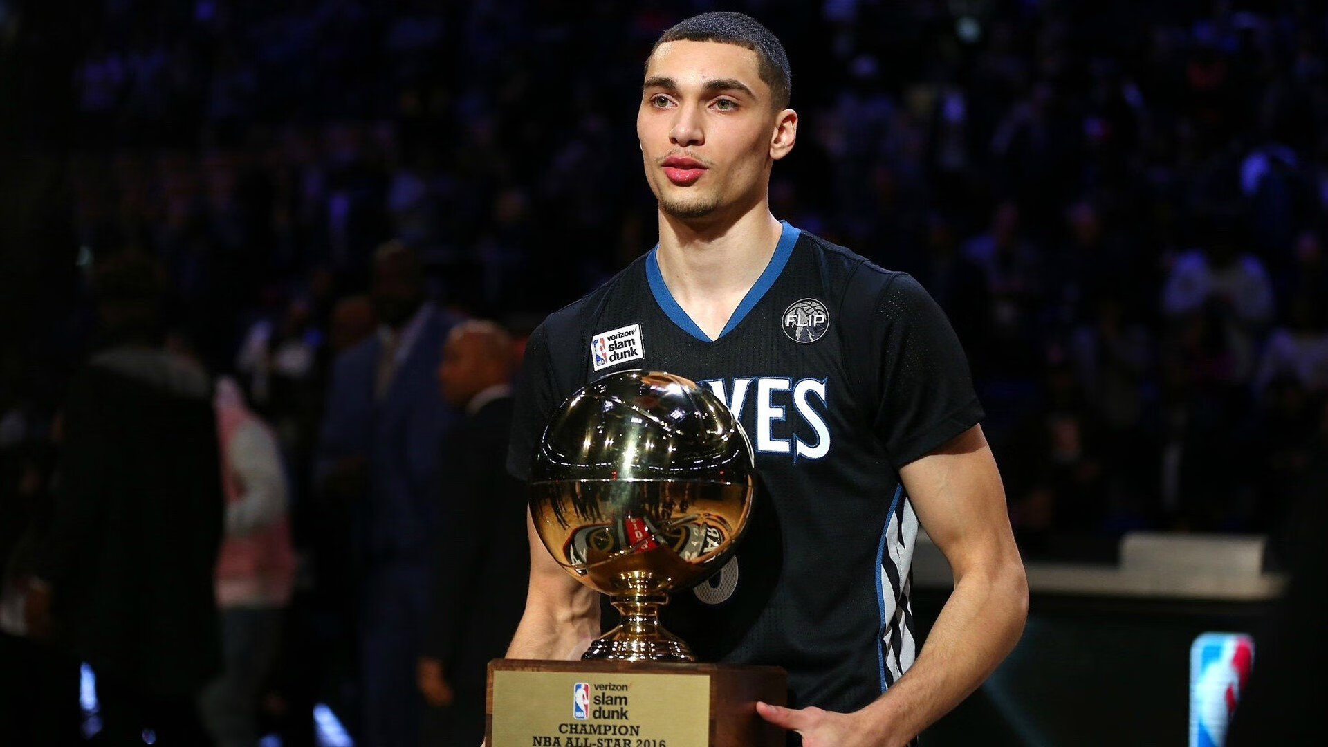 伊布天神下凡！利物浦读秒绝杀比利亚雷亚尔，个人英雄主义与团队意志的史诗对决